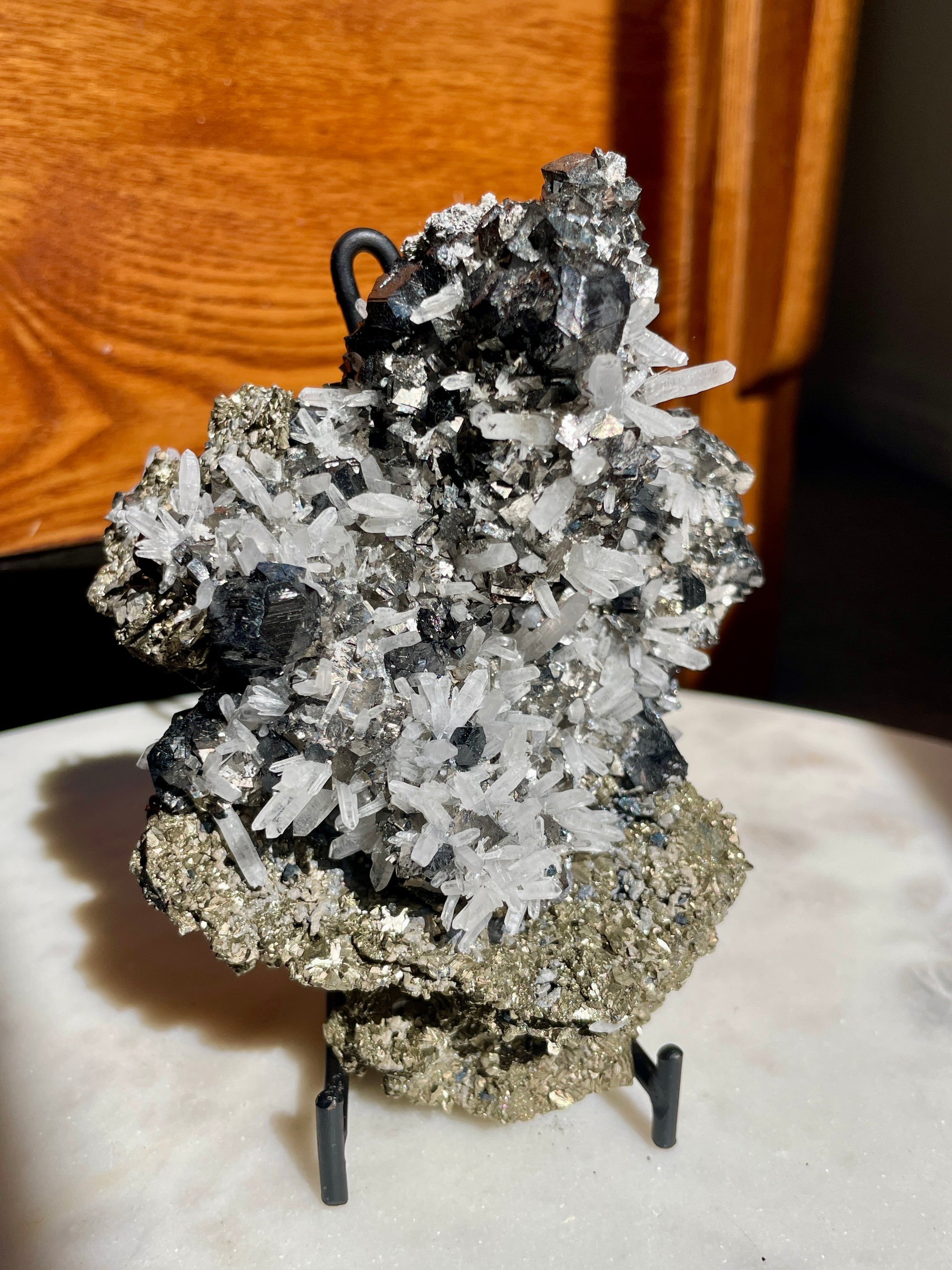 Quartz, Sphalerite and Pyrrhotite from the Trepča Mine, Kosovo